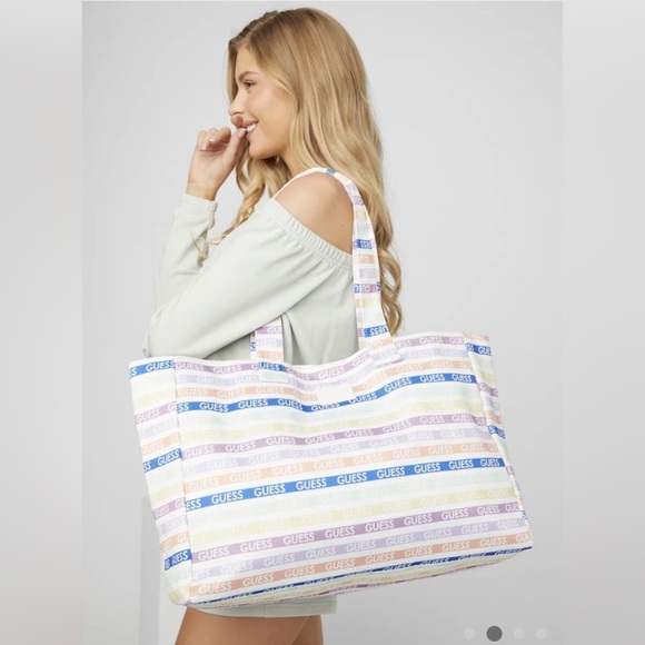 New GUESS Rainbow Logo Canvas Tote - Picture 1 of 6
